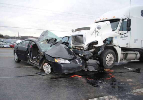 Truck-Accident-Lawyer-Chaikin